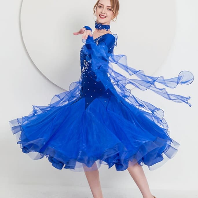 ダンス ドレス 優美な輝きのラッフルドレス