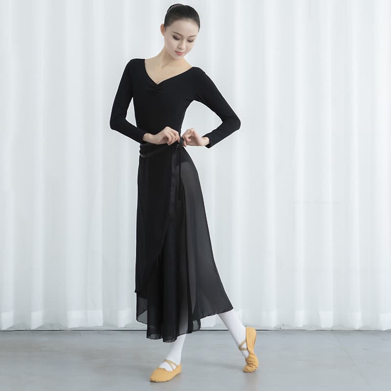 ダンス ドレス 優美なラップスカート付きレッスン着