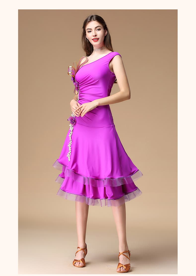 ダンス ドレス 優美な花飾り付きラテンドレス