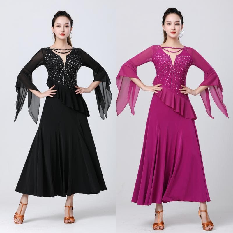 軽やか舞踏会 ダンスドレス 華麗装飾 フリル袖｜優雅なフリル袖と華やかなビジュー装飾が