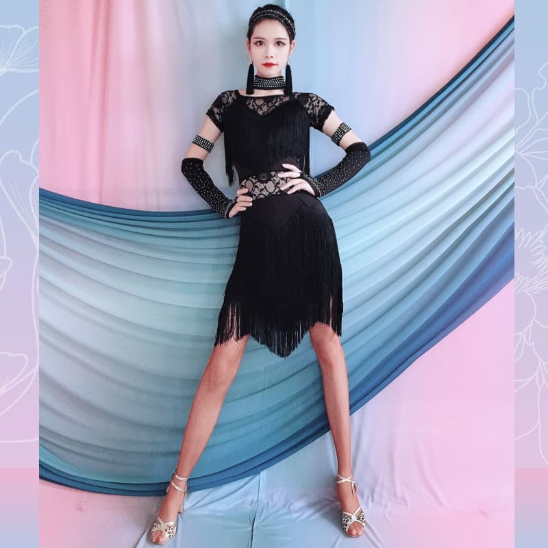 ダンス ドレス 優美な流れタッセルレースドレス