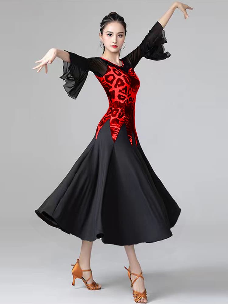 社交 ダンス ドレス 華麗なフレアスリーブラテンドレス