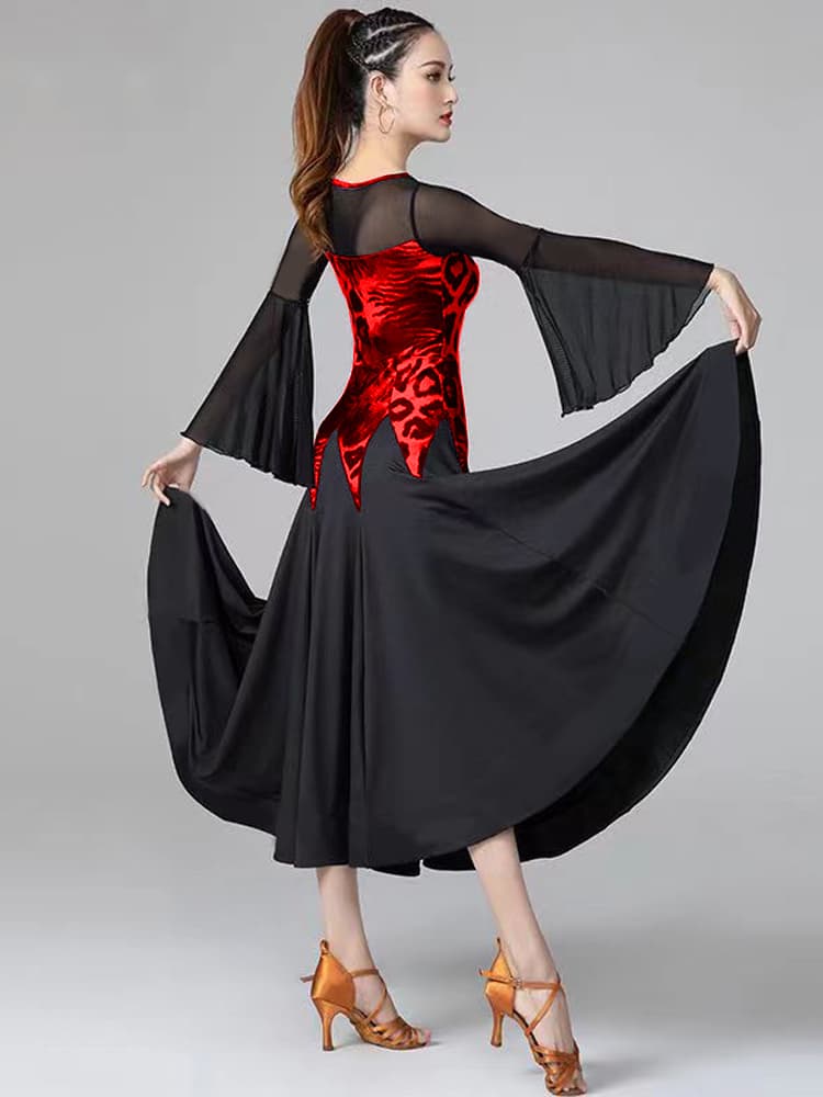 社交 ダンス ドレス 華麗なフレアスリーブラテンドレス
