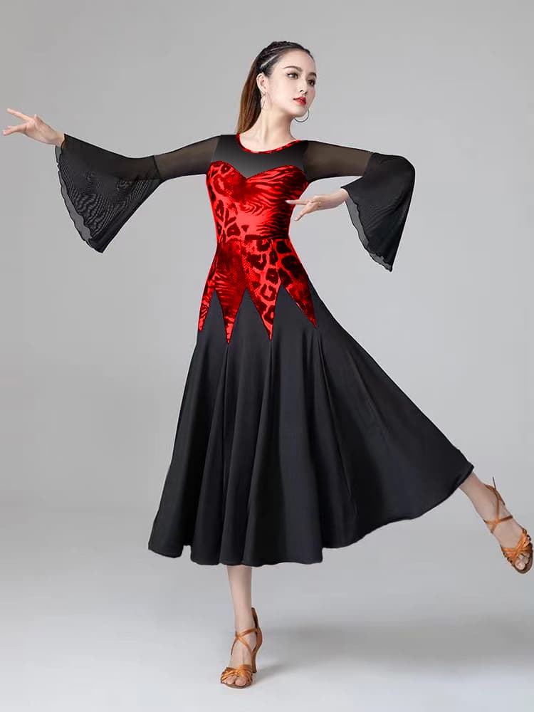 社交 ダンス ドレス 華麗なフレアスリーブラテンドレス